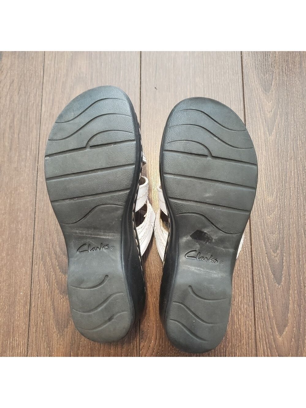 Clarks Sandals - Picture 5 of 7